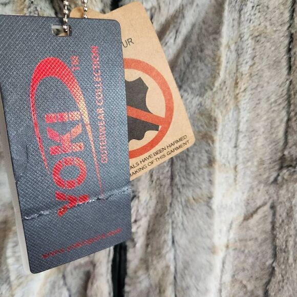 Yoki Jacket Faux Fur Womens Large Soft Ivory Tan Gray Mix Fuzzy Vegan Chinchilla - Picture 4 of 5